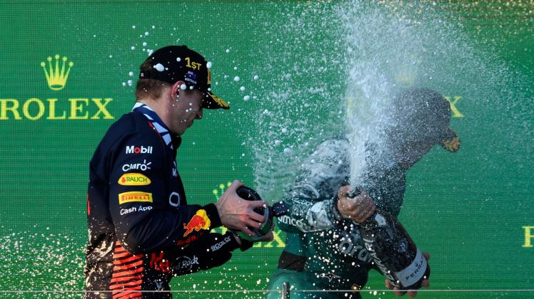 Champagner-Dusche
