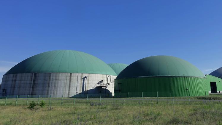 Biogasanlage in Schwedt Biogasanlage in Schwedt, 23.06.2022, Schwedt, Neuer Hafen, Brandenburg, Eine Biogas-Anlage befin