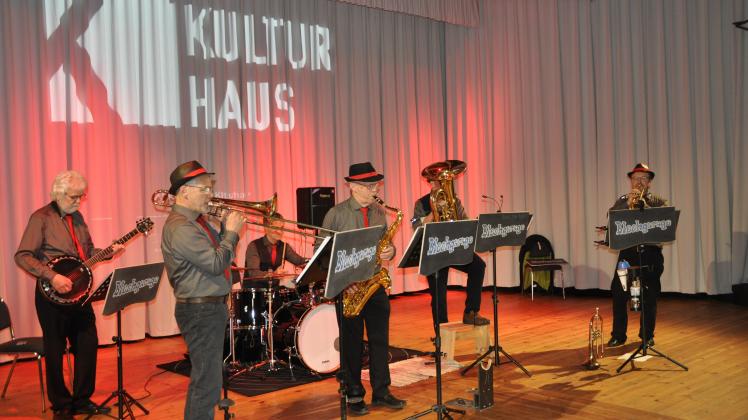 Die Band „Blechgarage“ sorgte für die musikalische Umrahmung des Bürgerempfangs.