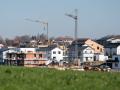Wohnhäuser stehen in einem Neubaugebiet. Rottweil Baden-Württemberg Deutschland *** Residential houses stand in a new bu