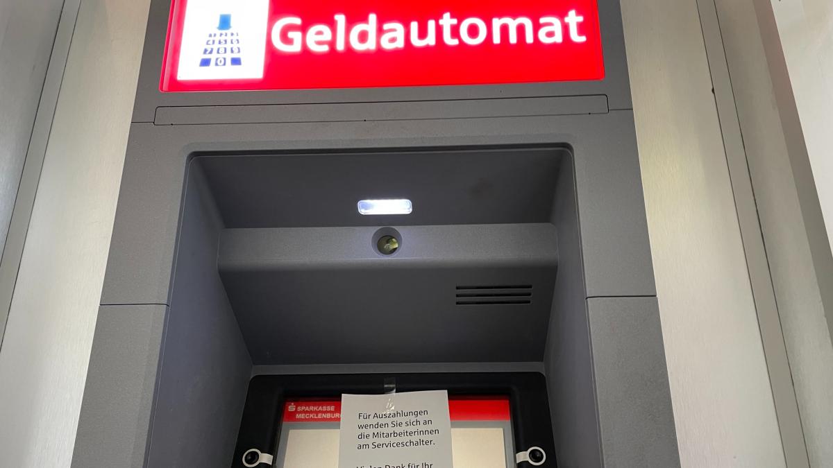 Geld Alle: Sparkassen-Automaten In Parchim Stundenlang Dicht | SVZ