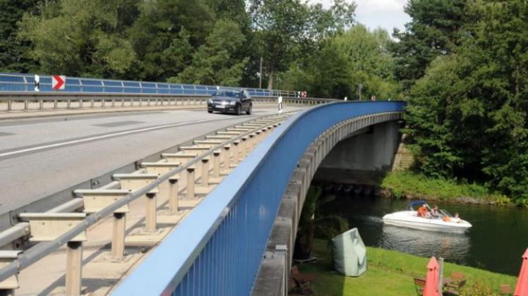 Die jetzige Paulsdamm-Brücke soll bei den Arbeiten für die Schweriner Nordumgehung durch einen Neubau ersetzt werden