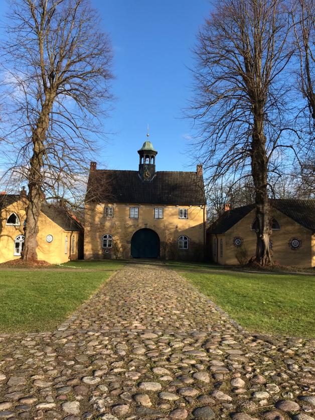 Fast ausgestorbener Beruf Besuch beim Fassmaler auf Gut Jersbek SHZ