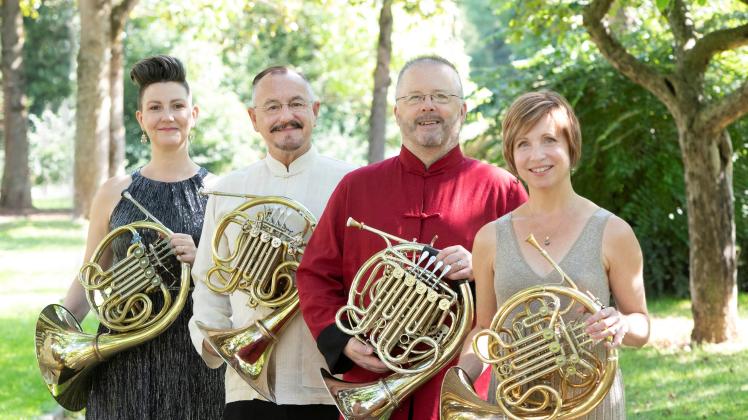  American Horn Quartet