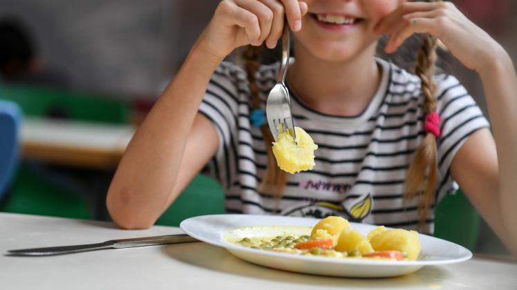 Tipps für Eltern: Ab wann sollten Kinder übers Essen entscheiden? | SHZ