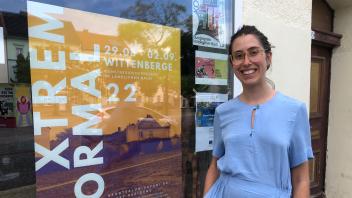 Juliette Cellier vor dem Safari.  Digitalarbeiter und neue Kultur an der Elbe{caption}}