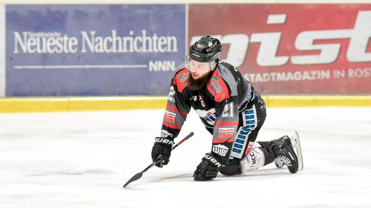 Keegan DansereauRostock Piranhas vs Saale Bulls HalleEishockey Oberliga Nord 2022/2023Foto: Georg Scharnweber