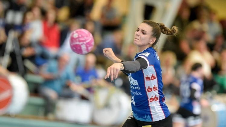Lara Brezenci wagte 2021 nach einjähriger Handball-Pause einen Neuanfang beim Rostocker HC und führte ihr Team in dieser Saison mit 124 Toren aus 17 Spielen zum Staffelsieg in der 3. Liga Nord-Ost.