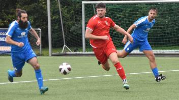 Beim 2:2-Unentschieden im Hinspiel in Ahrensburg hatte Leon Dippert für den zwischenzeitlichen Ausgleichstreffer zum 1:1 gesorgt. Für das Rückspiel fällt er wahrscheinlich aus.