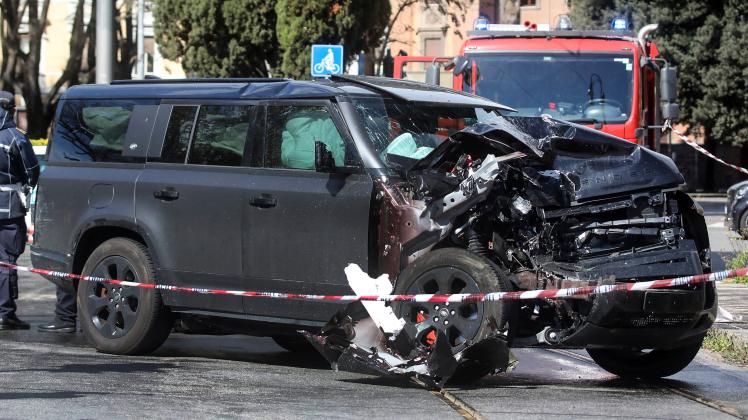 Auto von Lazio Kapitän Immobile stößt in Rom mit Tram zusammen