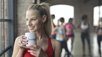 Welche Auswirkungen hat der Becher Kaffee zum Sport?