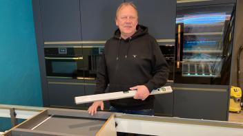 Die Blick richtet sich auf den 29. April. Dann will Michael Boschen sein Küchenstudio am Schweinemarkt eröffnen.   
