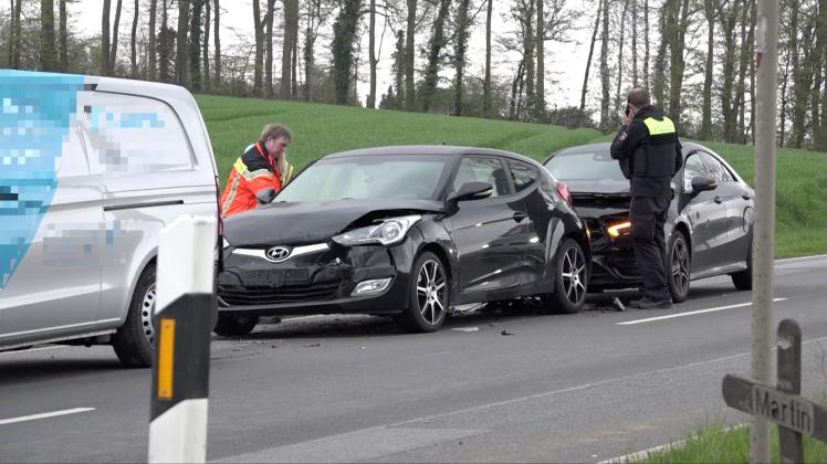 Auffahrunfall: Drei Fahrzeuge Krachen In Belm-icker Ineinander 