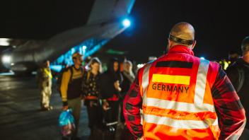Luftwaffe evakuiert Bundesbürger aus dem Sudan