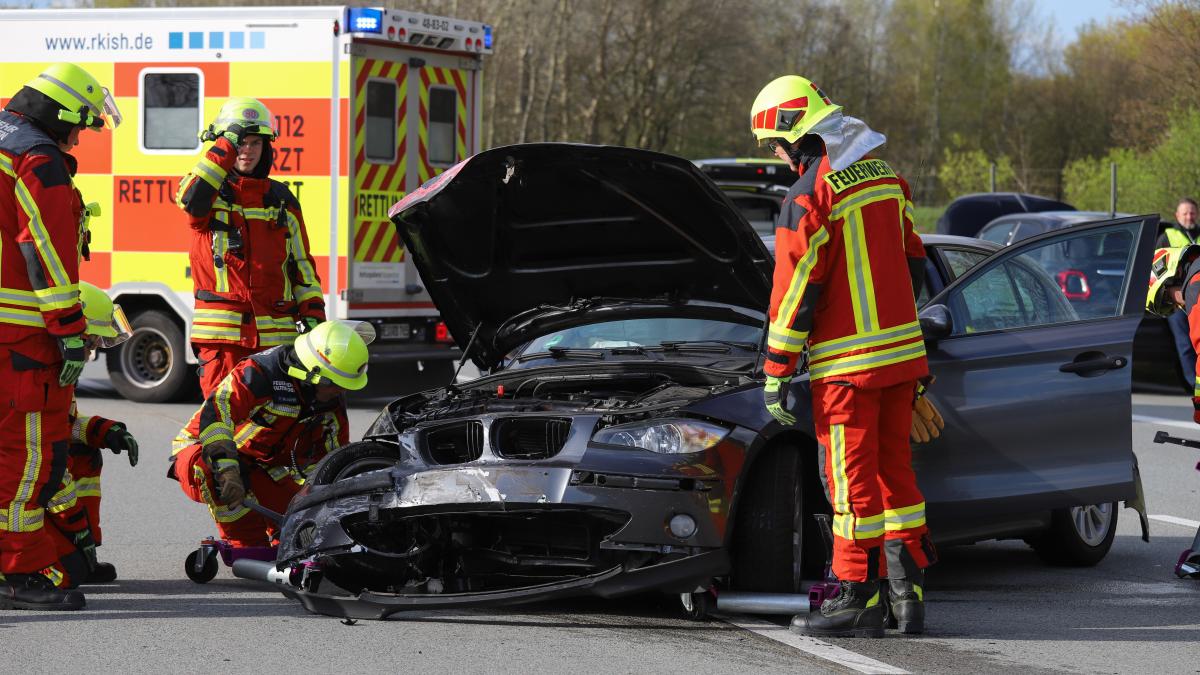 unfall a7 bad bramstedt heute