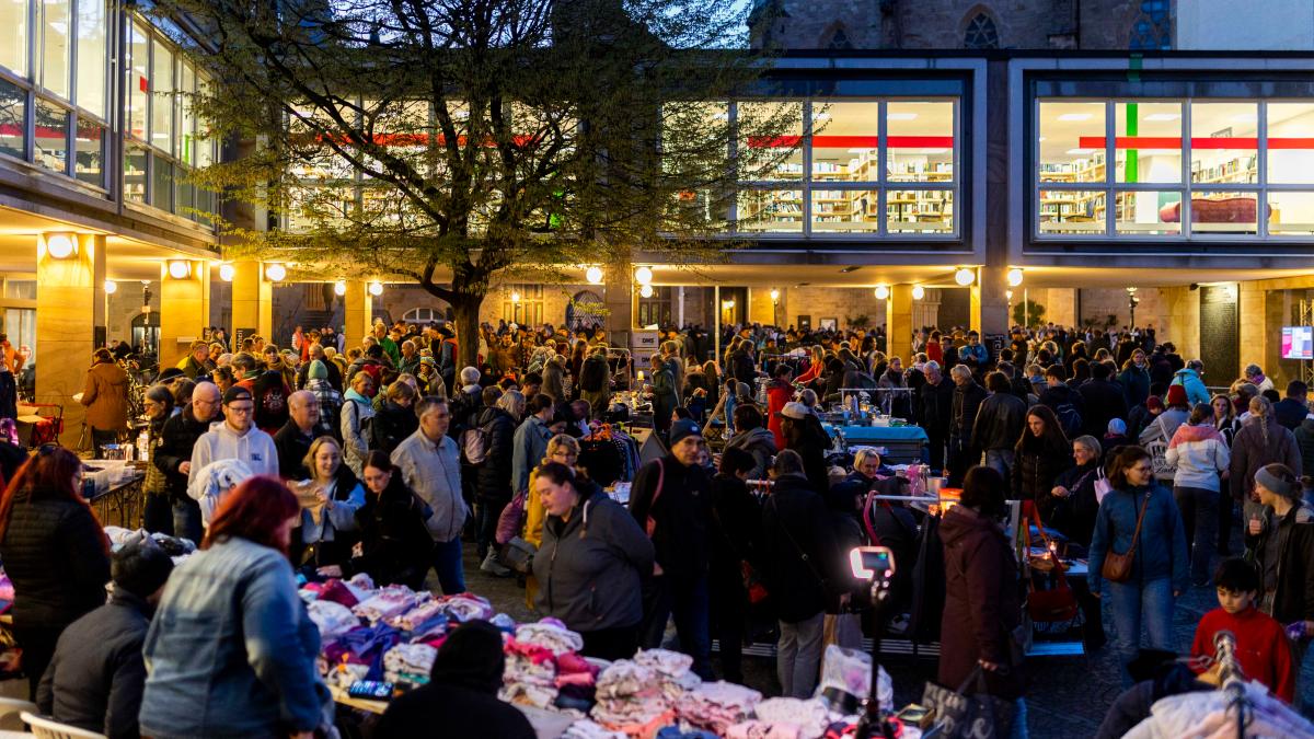 In Bildern So war der Nachtflohmarkt in Osnabrück