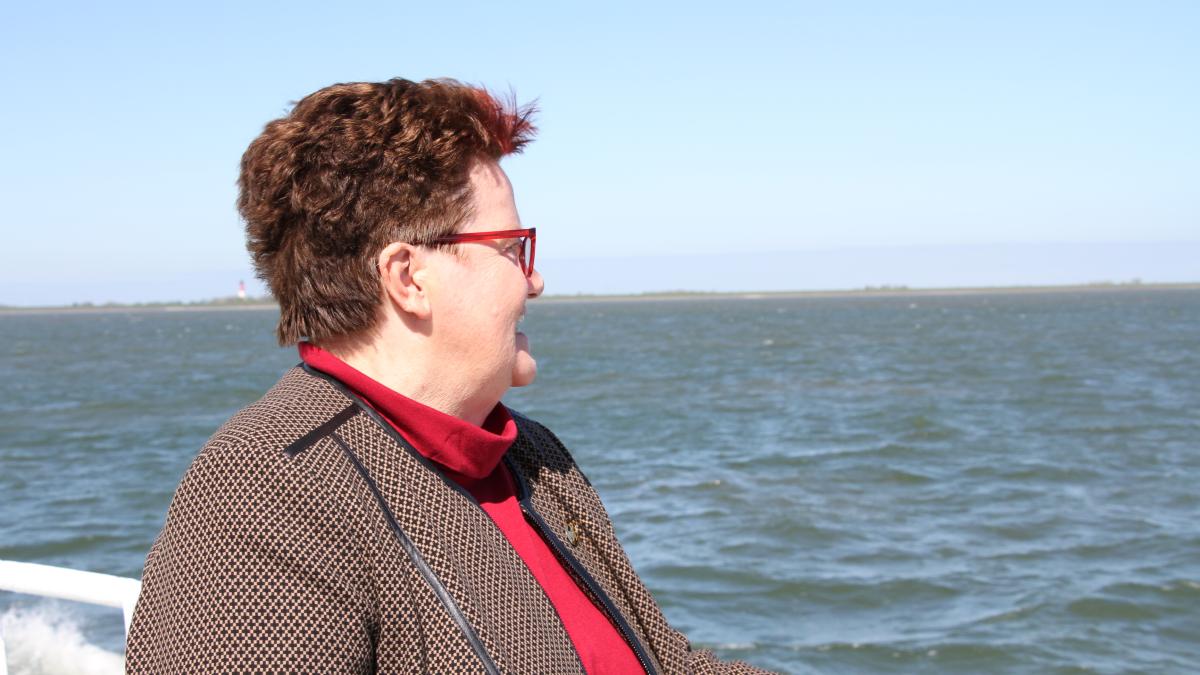 Adler-Schiffe: Trauerrednerin Rita Dethlefs geht in den Ruhestand