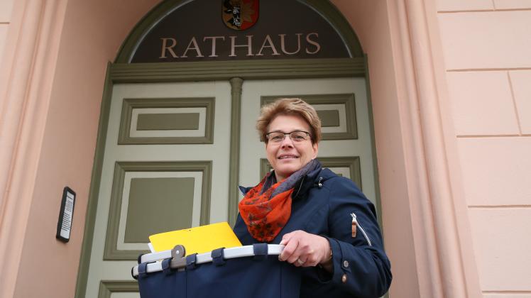Bürgermeisterin Kathrin Haese zieht in das Sternberger Rathaus ein.
