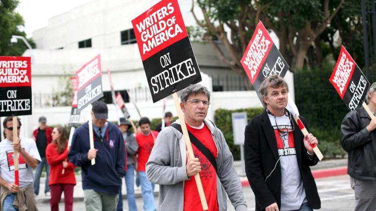 Hollywood-Streik - Demonstrierende Autoren