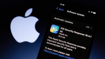 May 2, 2023, Asuncion, Paraguay: Apple releases iOS 16.4.1 (a), a new rapid security update, to iPhone running on iOS 16