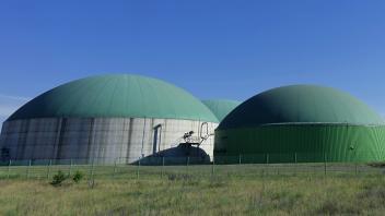 Biogasanlage in Schwedt Biogasanlage in Schwedt, 23.06.2022, Schwedt, Neuer Hafen, Brandenburg, Eine Biogas-Anlage befin