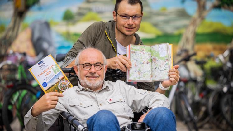 Wüppen und Drepper stellen ihr neuen Buch "Radvergnügen Osnabrücker Land vor": Das sind die drei besten Routen  Straße