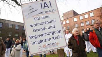 Viele - wie hier die Bürgerinitiative „JA!im Land“ haben für den Klinikstandort Eckernförde gekämpft. Jetzt haben die künftigen Klinikeigentümer sich zum Standort bekannt. Der SSW begrüßt das wie alle weiteren Fraktionen der Ratsversammlung sehr.