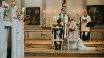 Obwohl kirchliche Trauungen immer weniger werden, haben sie für viele Brautpaare noch eine große Bedeutung.