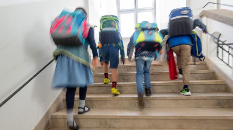 Bistümer halten an kirchlichen Schulen fest