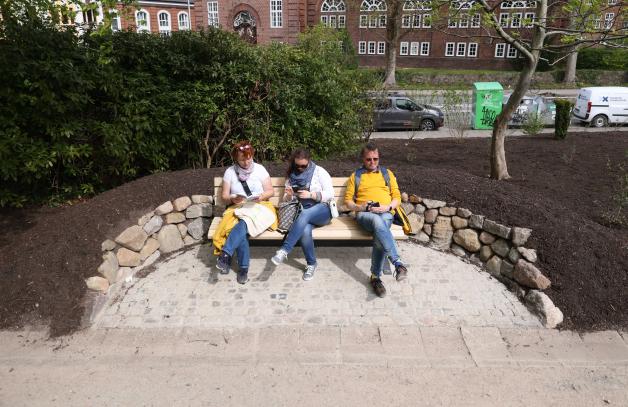 Weniger Schlamm, neue Bänke Stadtpark in Flensburg saniert