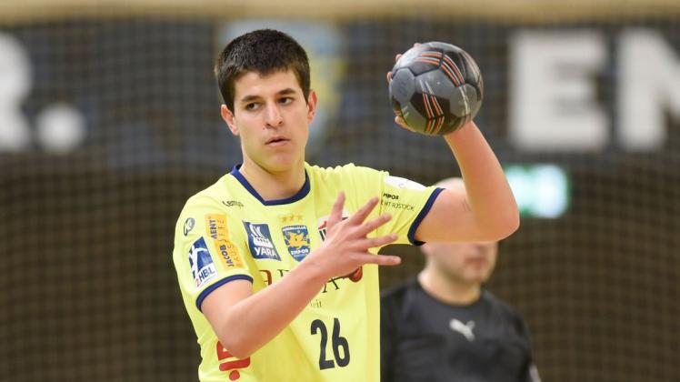 Talent Alexander Schütze stand in der laufenden Saison bislang 23-mal im Spieltags-Kader und erzielte 18 Tore für den HC Empor Rostock.