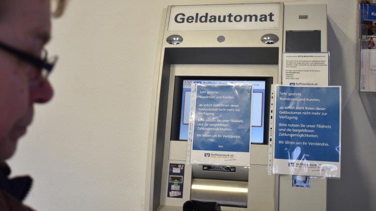 Nicht alle Bankautomaten auf dem flachen Land werden bleiben. Die Raiffeisenbank wird auch in Leezen keinen neuen installieren. 