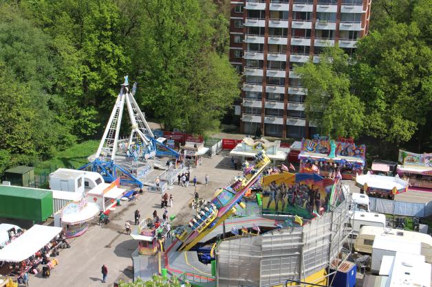 In Papenburg ist der Maimarkt gestartet