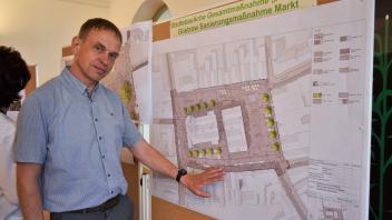 Die Pläne stehen: Gunter Brüß, Abteilungsleiter der Stadtplanung, weiß genauestens über die Planungen Bescheid.