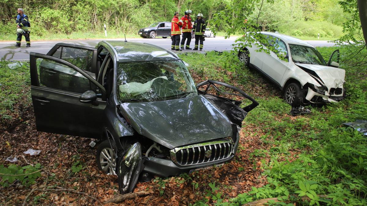 Schwerer Unfall bei Kiel Person muss aus Auto befreit werden SHZ