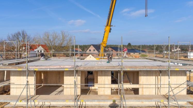 CLT Häuser aus Holz baut die Firma K.S.T. aus Karstädt im Kemper ThermIX-Projekt als Alternative zum klassischen Mauerwerkbau. 