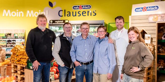 Das Team von Clausens Frischemarkt freut sich, am 26.05. die Kundschaft zum Regionalfest begrüßen zu dürfen.