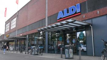 Das Erscheinungsbild des Marktes auf der Jute wird an das aktuelle Aldi-Filialkonzept angepasst.   