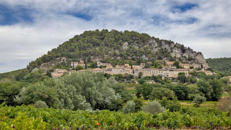 view of the village of Séguret in the Vaucluse