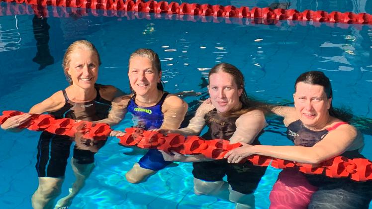 Die Damen-Staffel der SG Wiste schwamm in Quakenbrück einen Deutschen Rekord über 4x100-m-Freistil.