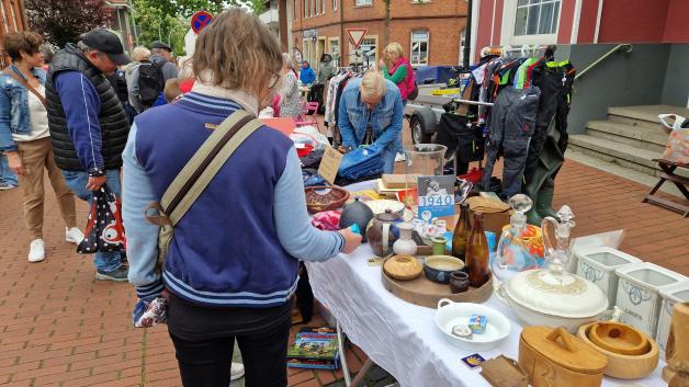 Erster Nachtflohmarkt in Hagen aTW erweist sich ein voller Erfolg