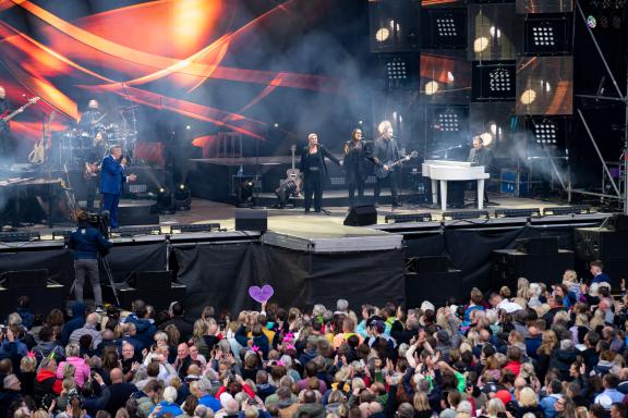 Roland Kaiser: Ein brillanter Start für die „Alles O.K.!“ Tournee in Bad Segeberg Roland Kaiser: Ein brillanter Start für die „Alles O.K.!“ Tournee in Bad Segeberg