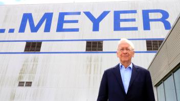 Bernard Meyer im Mai 2023 zu seinem 50-jährigen Werftjubiläum und zu seinem 75. Geburtstag