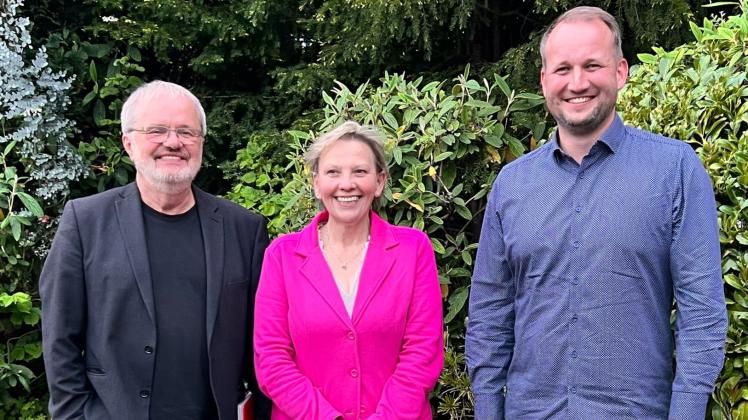 Die neue Spitze der SPD-Fraktion im Kreistag Ostholstein: (von links) Die stellvertretenden Vorsitzenden Manfred Jaeger und Gabriele Freitag-Ehler sowie der Vorsitzende Thomas Garken.