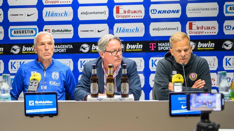 Die beiden Cheftrainer Ernst Middendorp (Meppen, links) und Markus Anfang (Dynamo, rechts) auf der Pressekonferenz nach 