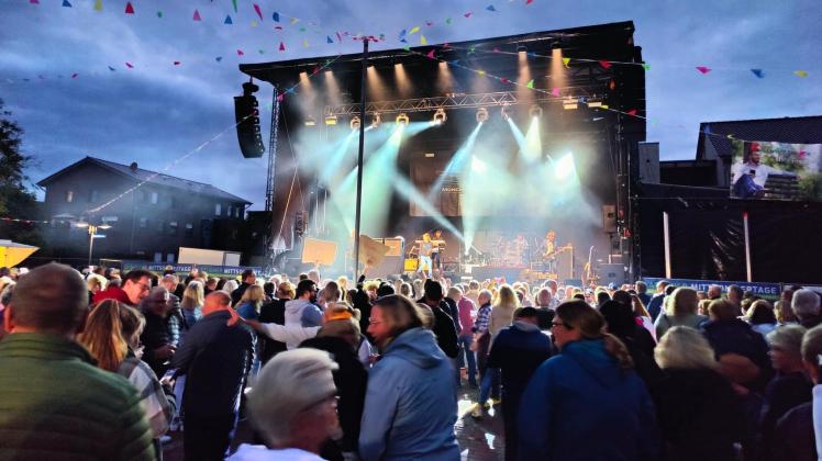 Die Mittsommertage in Lathen starten am Samstagabend mit einem Konzert auf dem Erna-de-Vries-Platz.