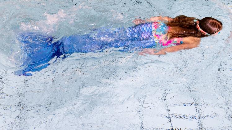 Mermaiding · einmal wie Arielle die Meerjungfrau untertauchen.