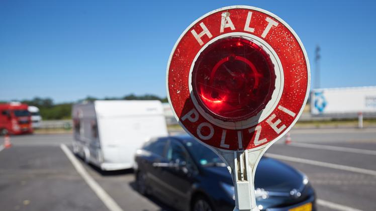 Autobahnpolizei Montabaur kontrolliert Ferienreiseverkehr