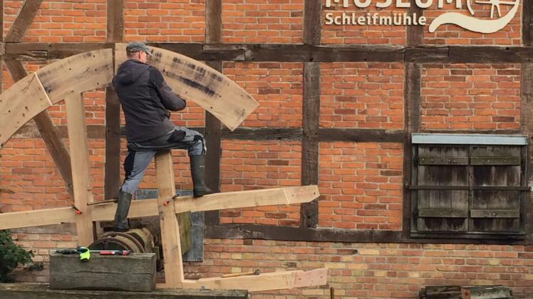 Mühlenbauer Martin Zecher, Schleifmühle Schwerin