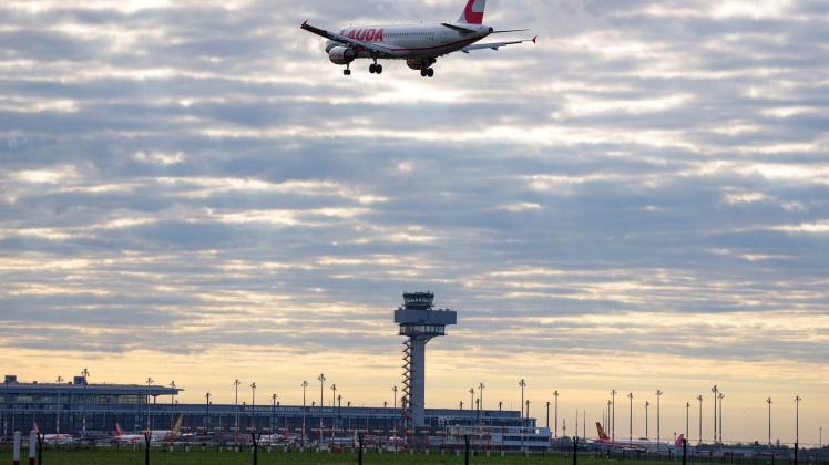 Anflug auf den Hauptstadtflughafen BER